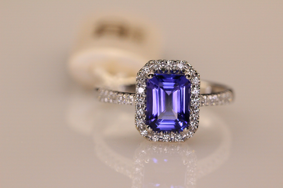 Gioielli con tanzanite